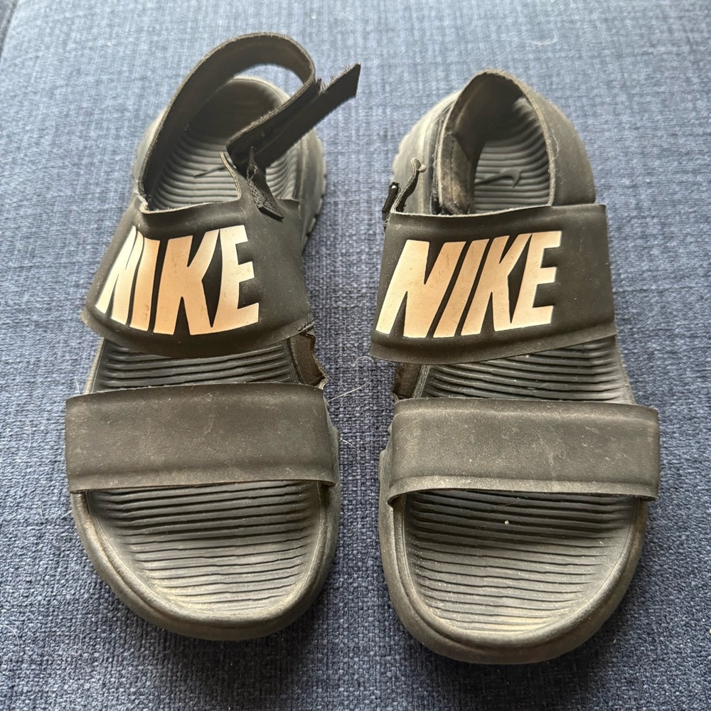 Nike black and white Sandals